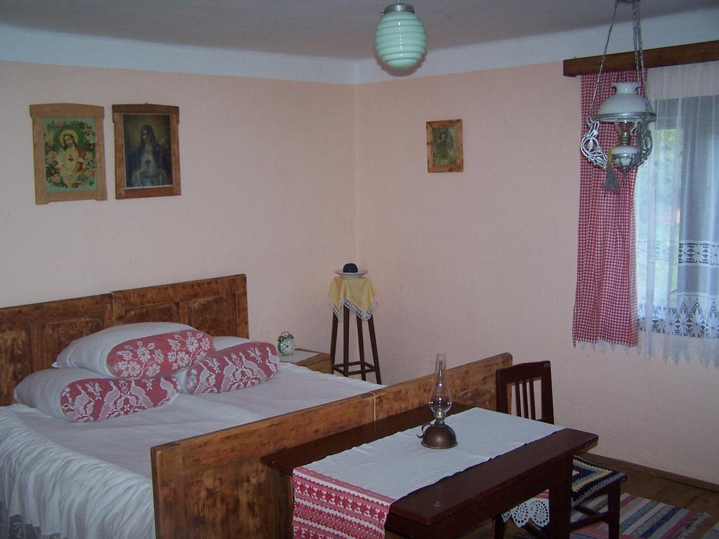 Apartment Eko Etno Selo Stara Kapela, Pavina Kuca חדר תמונה